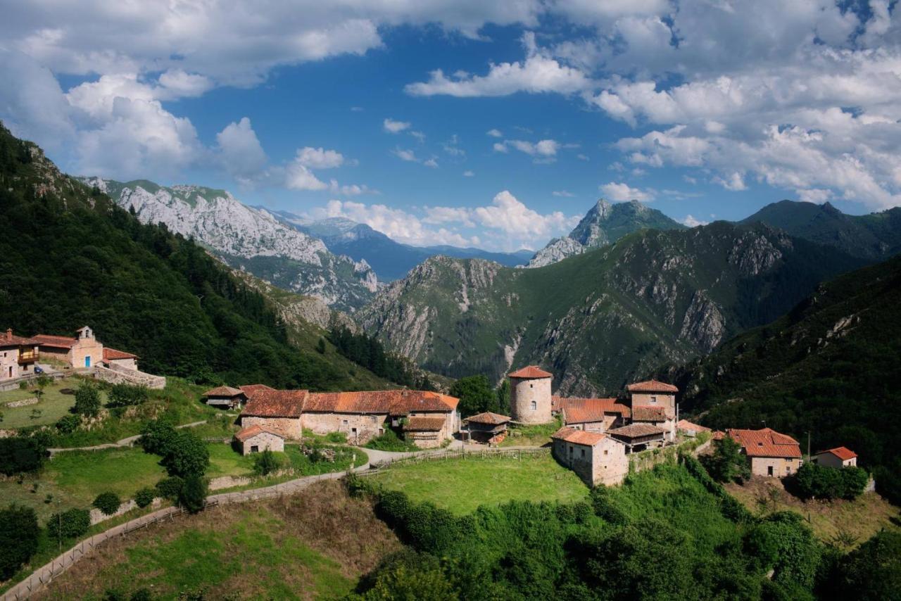 Villa El Pedroso De Llanes Villahormes Esterno foto